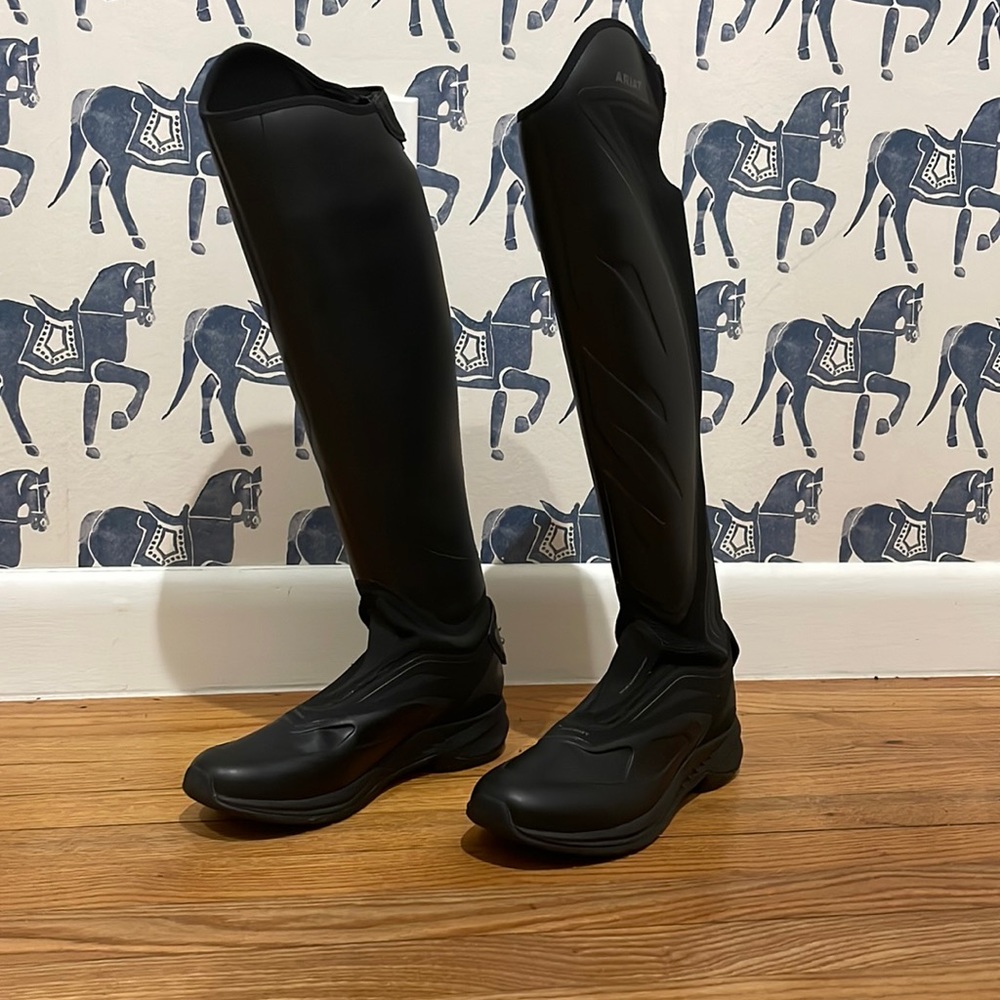 Black Ariat Ascent Tall Boots - Women’s 9.5